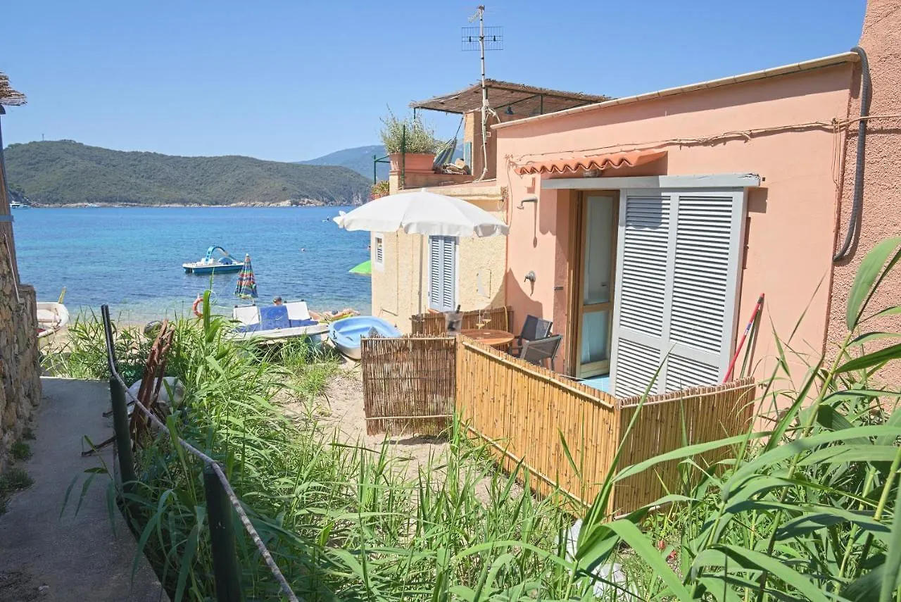 Scaglieri Oyster Beach - Direttamente Sulla Spiaggia Del Forno דירה