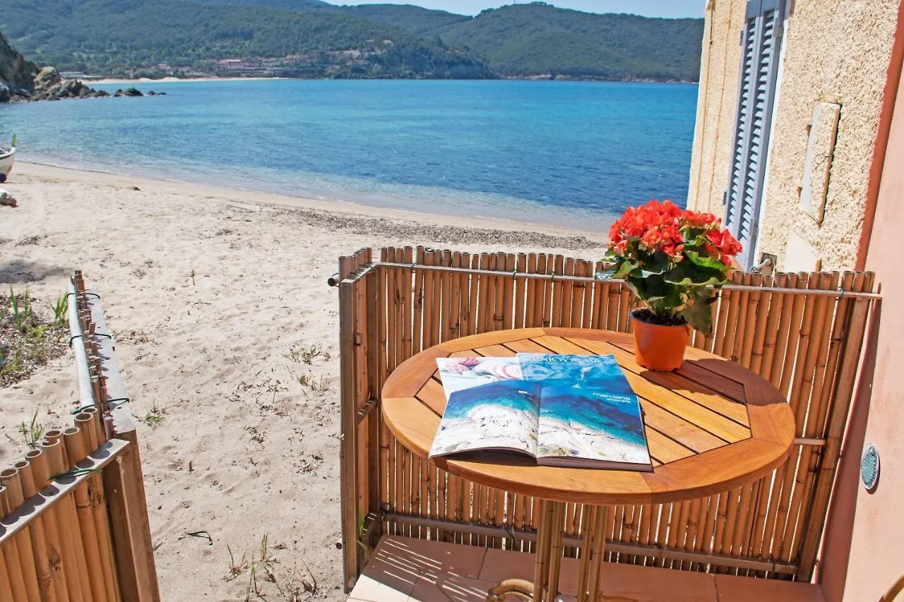 Oyster Beach - Direttamente Sulla Spiaggia Del Forno Scaglieri Itália